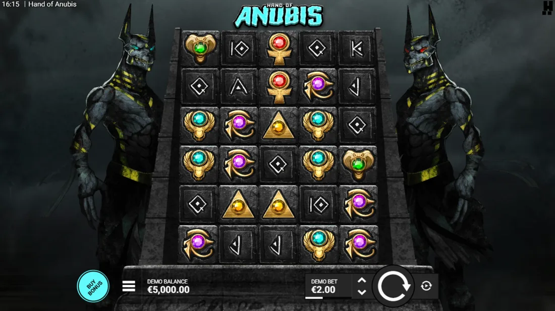 Hand of Anubis — скриншот слота: кластерное поле 5×6
